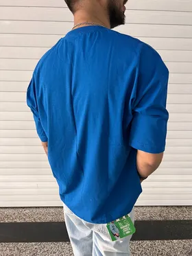 تیشرت آبی ساده