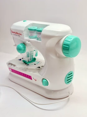 چرخ خیاطی اسباب بازی