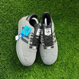 سایز 41 - کفش کتانی آدیداس گزل GAZELLE طوسی