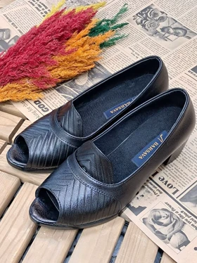 پاشنه‌دار جلو باز طرحدار