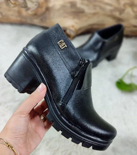 کفش طبی مجلسی مدل پونا