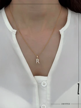 گردنبند حروف نگین‌دار