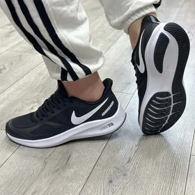 کتانی مردانه زنانه مدل نایک ایر زوم گاید nike air zoom guide رانینگ مستر کوالیتی رنگ مشکی سفید