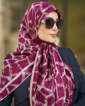 روسری ابریشم ژاکارد قواره 140 30197 (زرشکی)