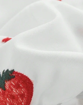 کراپ شرت توت فرنگی برند شین Shein