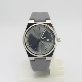 ساعت مچی مردانه تیسوت Tissot 5782 با موتور کوارتز و بند سیلیکونی