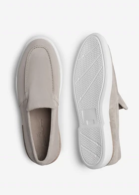 کالج جیر Loafer