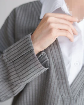 شومیز دیپلمات نوژین