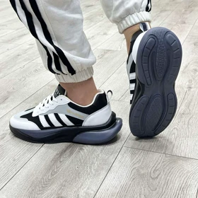 کفش و کتانی مردانه مدل آدیداس ADIDAS رنگ سفید و مشکی