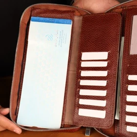 کیف دستی مردانه بیورا مدل pa012