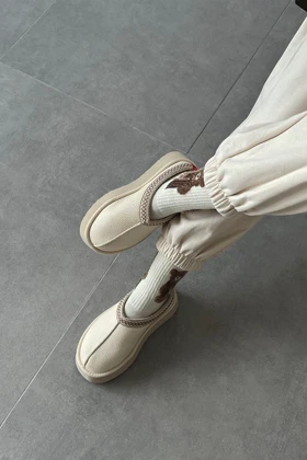 دمپایی خانگی زنانه استراسونس straswans