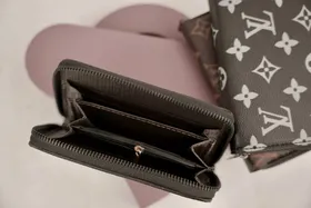 کیف پول زنانه