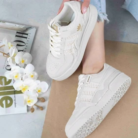 کتانی دخترونه خارجی کنفی ADIDAS
