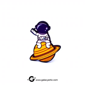پیکسل فضانورد روی زحل
