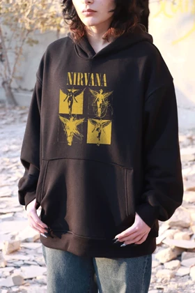 هودی مشکی اسپرت طرح Nirvana 5 - فواصل