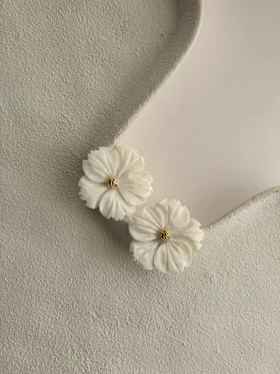 گوشواره گل کوچک