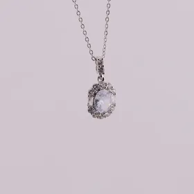 گردنبند استیل نگین‌دار زنانه