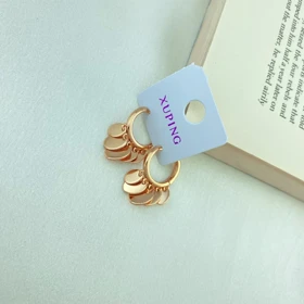 گوشواره زنانه ژوپینگ با طرح سکه، ظرافت در اوج سادگی Xuping