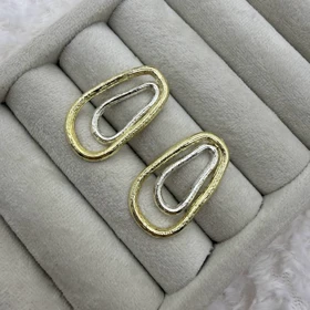 گوشواره طلایی نقره ای نامتقارن