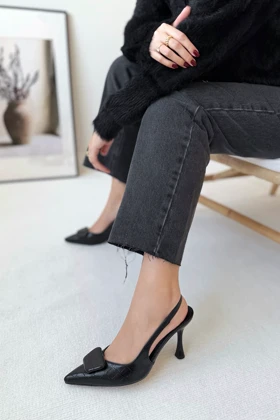 کفش پاشنه‌بلند کلاسیک زنانه polka-store polka-store