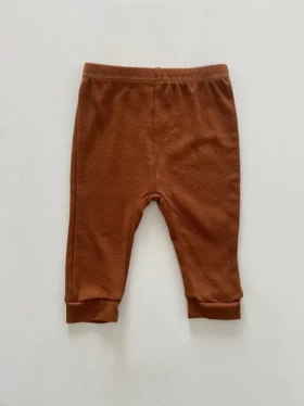 شلوار کشی بچگانه