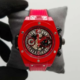 ساعت مچی مردانه هابلوت Hublot سه موتوره کرنوگراف بند رابر با قفل پروانه‌ای و جعبه کادویی