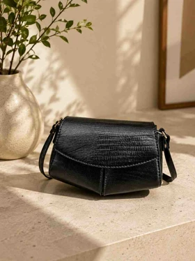 کیف چرم زنانه مثلثی لیزارد چرم گاوی اصل طراحی خاص