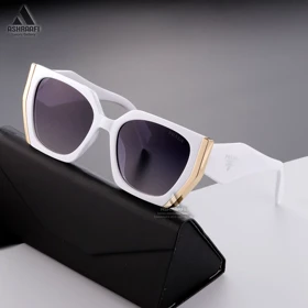 عینک آفتابی زنانه پرادا Prada 8828