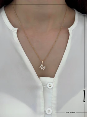 گردنبند حروف نگینی