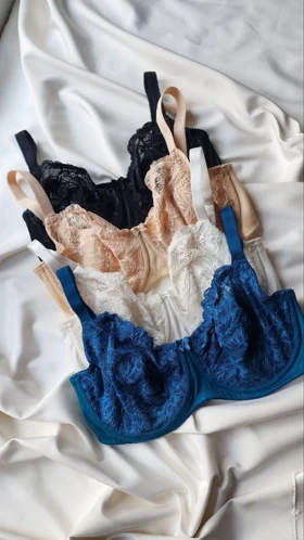 سوتین تک دانتل و پرلون فنردار مدل Violet-w برند SHANDERMAN کد: 2454