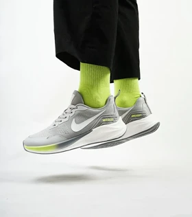 کفش اسپرت کتانی نایک زوم طوسی زرد nike air zoom