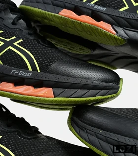 کفش کتانی مردانه مشکی لیمویی نارنجی ASICS GORETEX