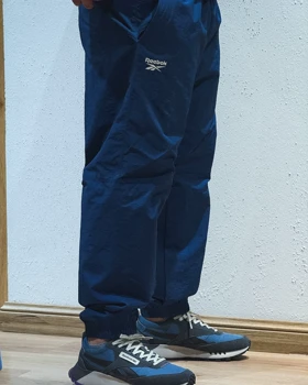 کتانی Reebok