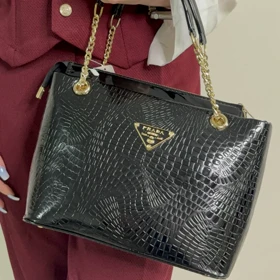 کیف زنانه دوشی و دستی پرادا کد 2168