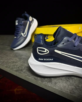 کتانی رانینگ نایک زوم