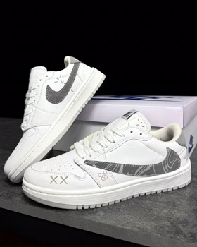 کتانی جردن تراویس نورث فیس