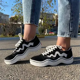 ونس ویوی بیبی ساق کوتاه مشکی vans wavy baby black