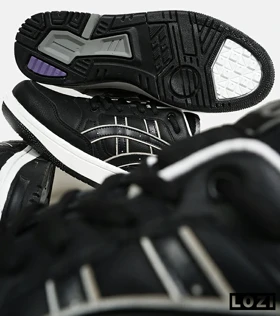کفش کتانی مردانه مشکی سفید ASICS TIGER RUNNER II