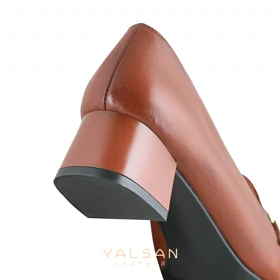 کفش پاشنه‌دار زنانه چرم یلسان مدل سرنا کد 621-GC