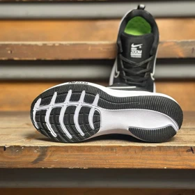 کتانی زنانه نایک زوم