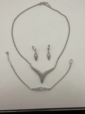 سرویس استیل نقره‌ای نگین‌دار با گارانتی