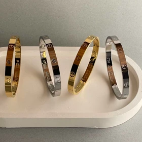 بنگل لاو کارتیه با کیفیت درجه یک