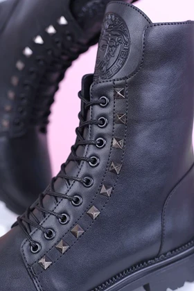 بوت زنانه ورساچه