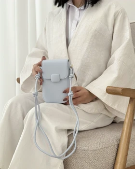 کیف دوشی کلارا