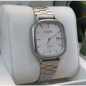 ساعت مچی کاسیو casio اصل ، بند نقره ای صفحه نقره ای ضد آب رنگ ثابت