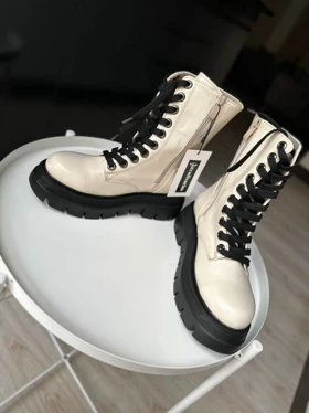 نیم بوت زنانه استرادیواریوس مدل00002-Stradivarius-Flat-Ankle-Boots