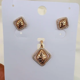 نیم ست لوزی ژوپینگ بدون زنجیر