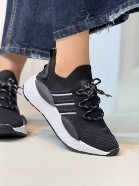 1260 کتانی جورابی ادیداس