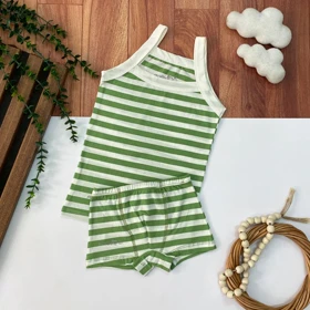 لباس زیر راه راه پسرانه