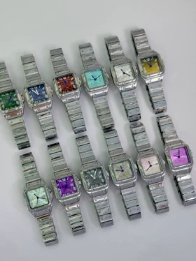 حراج بلک فرایدی ساعت مچی زنانه کارتیر سانتوس مدل صفحه مربعی جنس بند و بدنه استیل